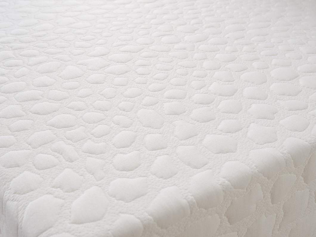 Chesterfield Headboard Divan Bed UK - Detail view of premium divan from Newcastle Beds UK