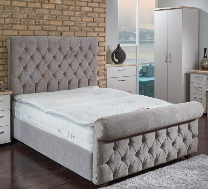 Sussex Sleigh Bed